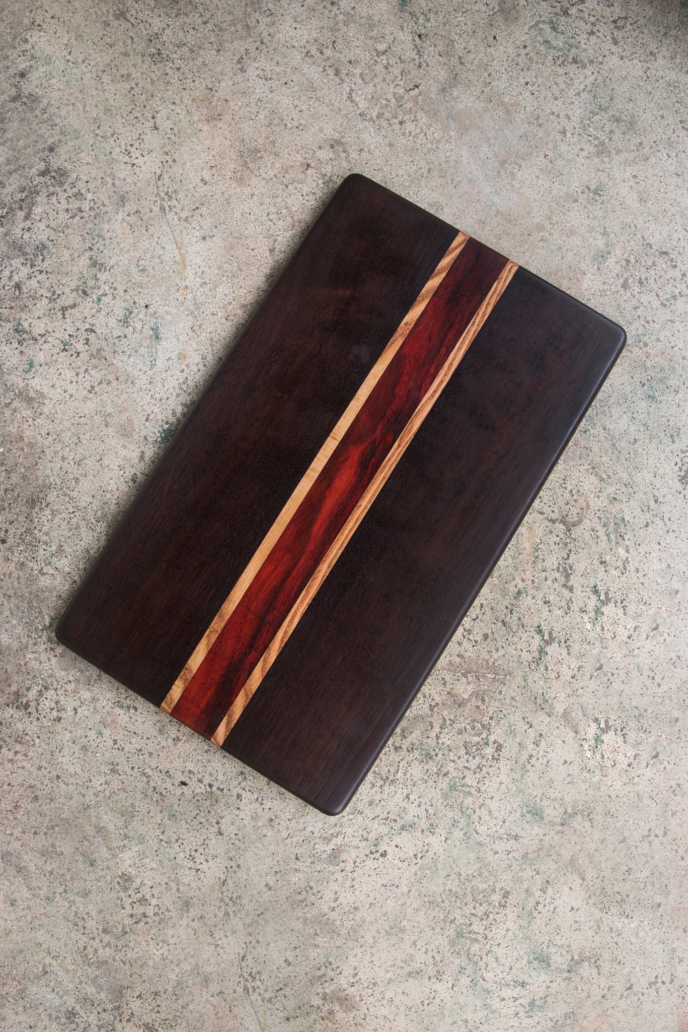 Kalaimadu (White Oak -Padauk stripes)
